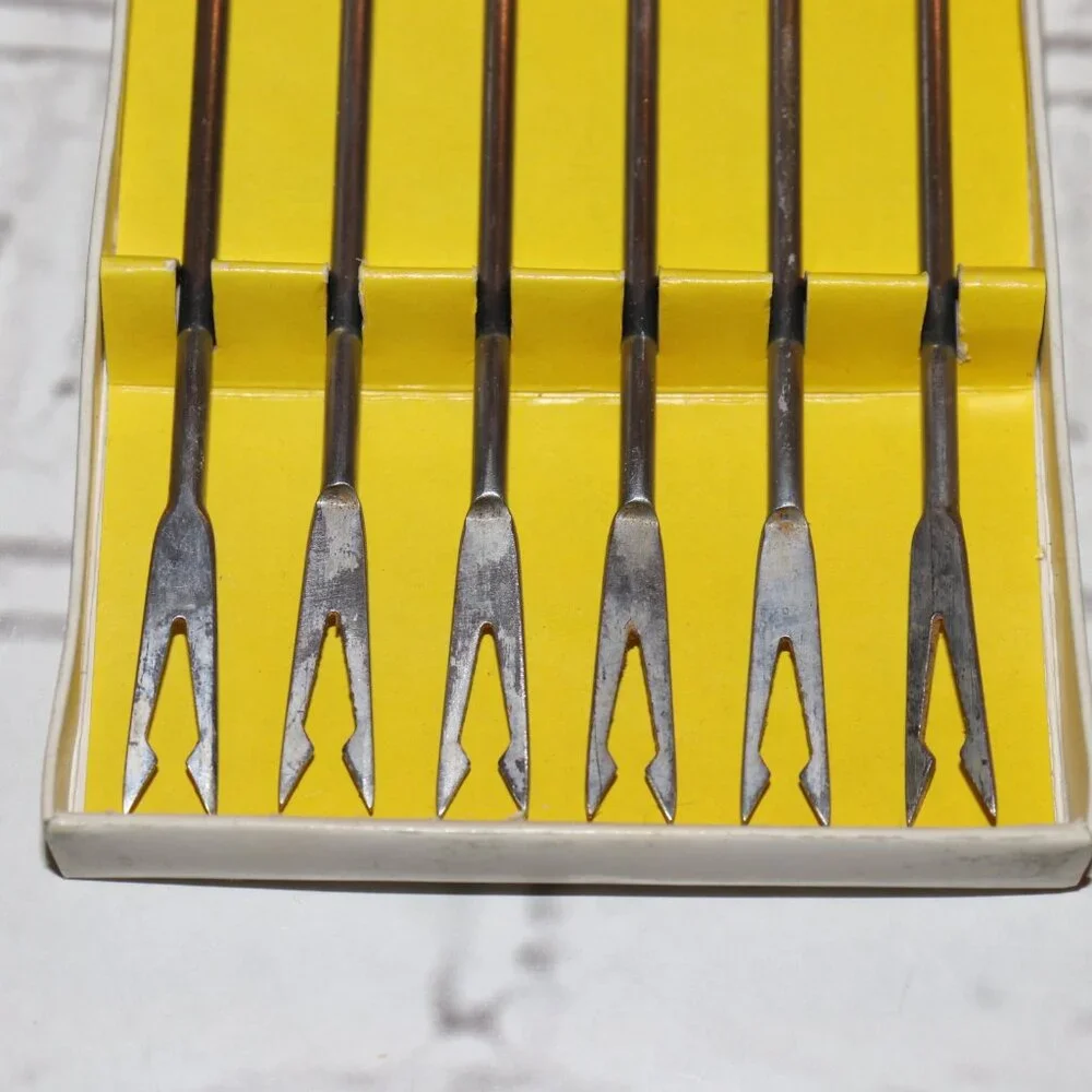 🍴 Vintage Stainless Steel Fondue Fork Set · 6‑Piece · 8.25